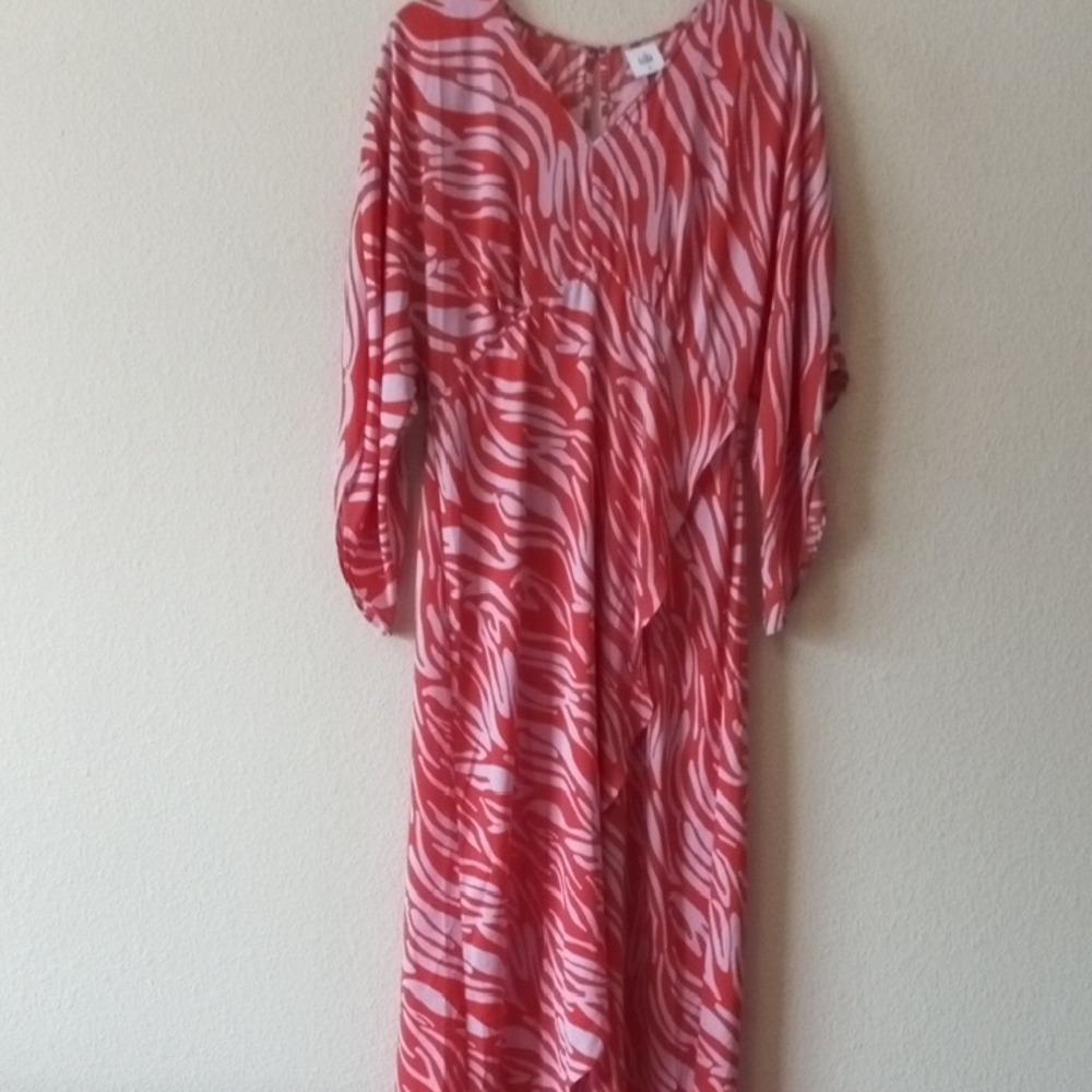 Cabi Dress - Picture 2 of 7